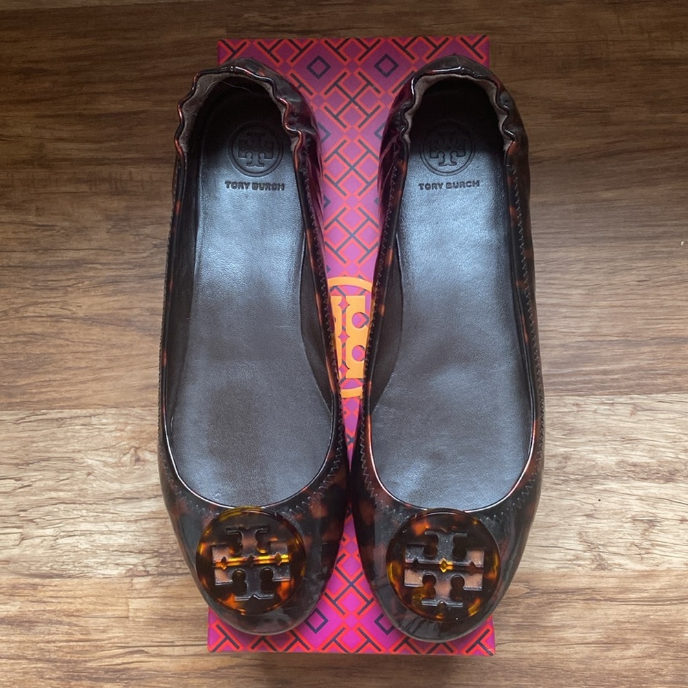 NWOT MINNIE TRAVEL BALLET